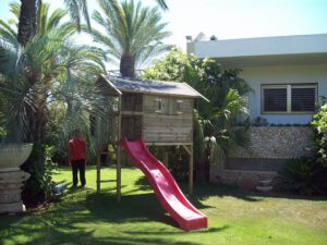 התקנת בית עץ גבוה לילדים: דגם וויסלר פארק Wistler Park, בהרצליה